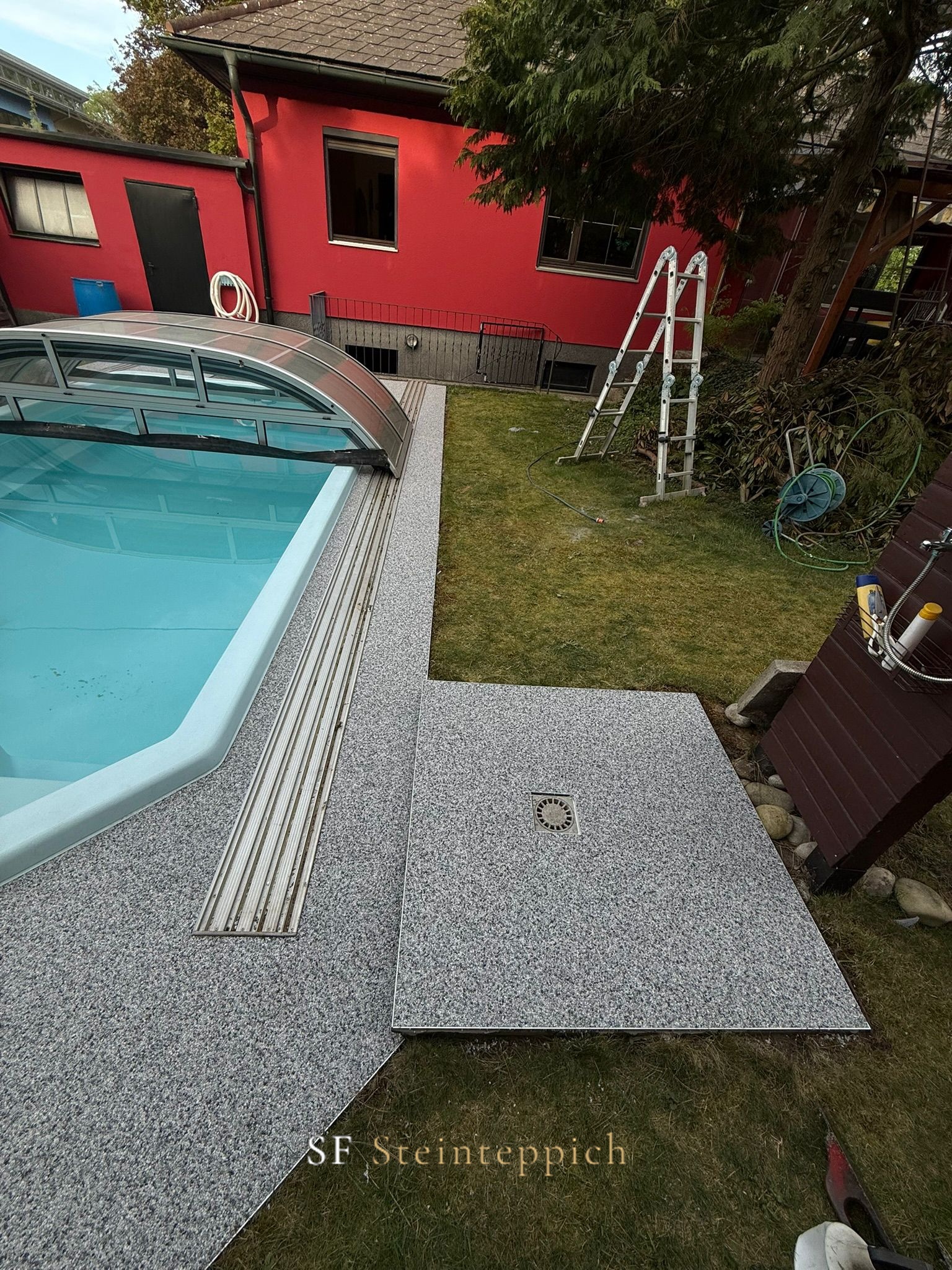 Pool Steinteppich – Ansicht 2